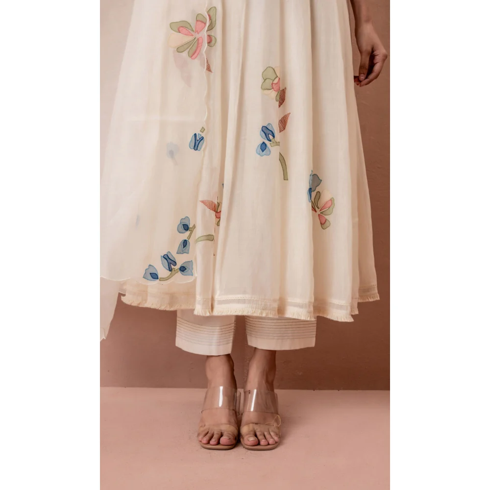 AM by Anita Mittal Frida Off White Anarkali with Pant and Dupatta - Image 5