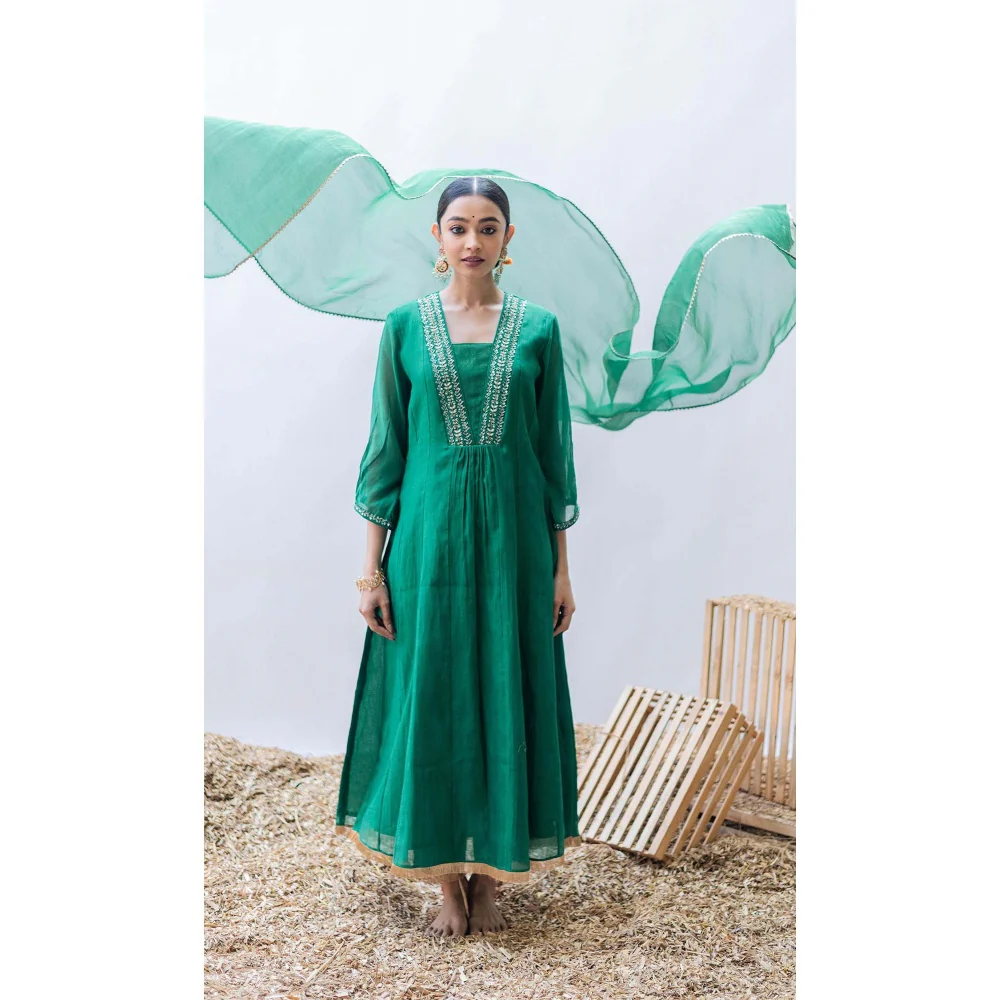 AM by Anita Mittal Green Yara A-Line Kurta with Pant and Dupatta - Image 4