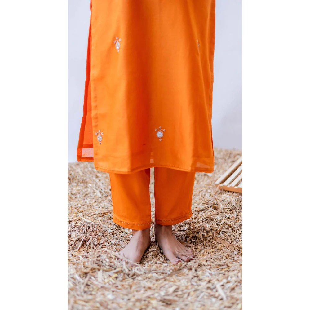 AM by Anita Mittal Orange Mul Gulmina Kurta with Pant and Dupatta - Image 8