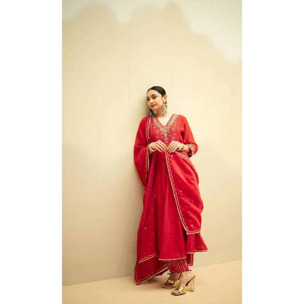AM by Anita Mittal Red Cotton Taarini Kurta with Pant and Dupatta - Image 5
