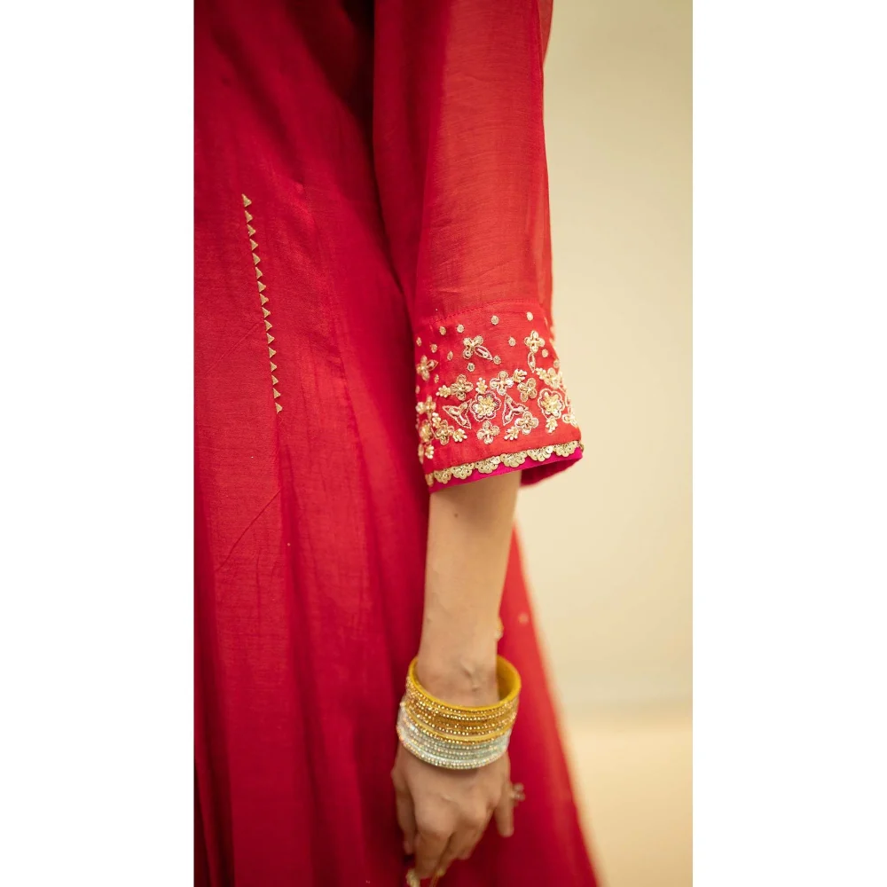 AM by Anita Mittal Red Cotton Taarini Kurta with Pant and Dupatta - Image 7