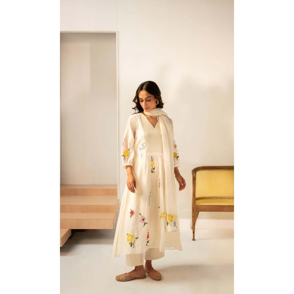 AM by Anita Mittal White Chanderi Zooni Kurta with Pant and Dupatta