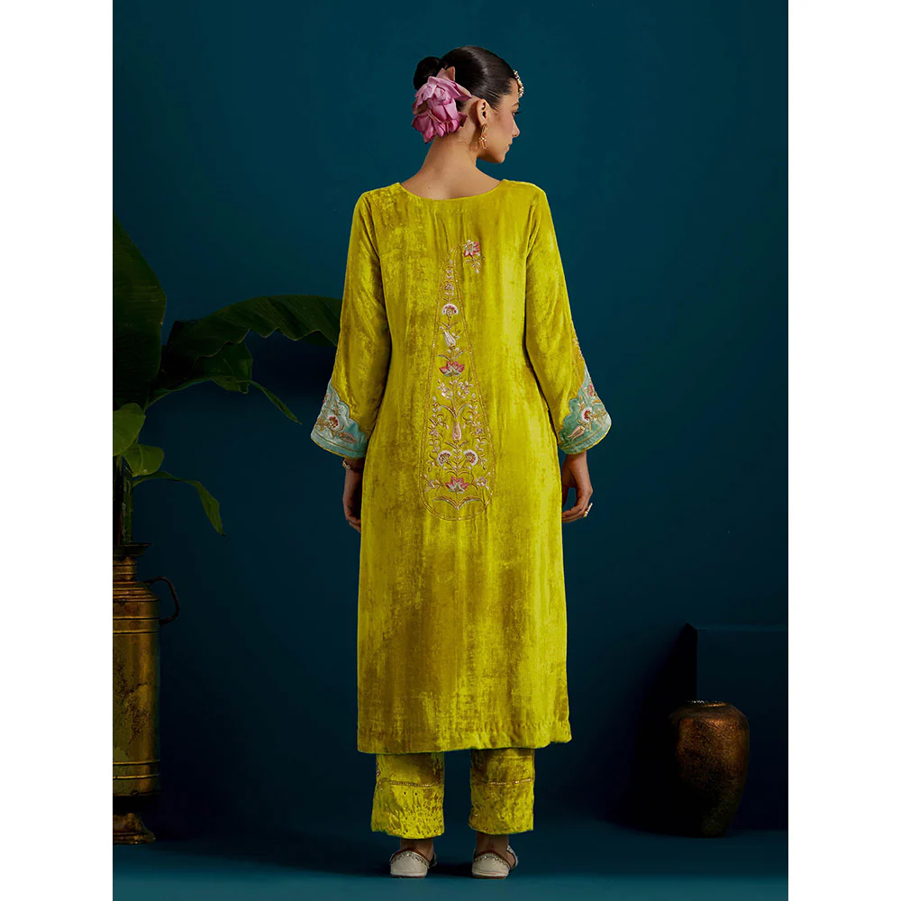 Anantaa by Roohi Trehan Lime Yellow Velvet Round Neck Kurta - Image 2