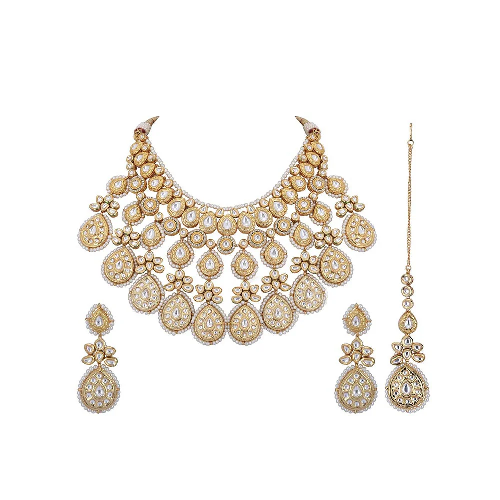 Auraa Trends 22KT Gold Plated Kundan Classic White Stone Necklace Set for women - Image 3