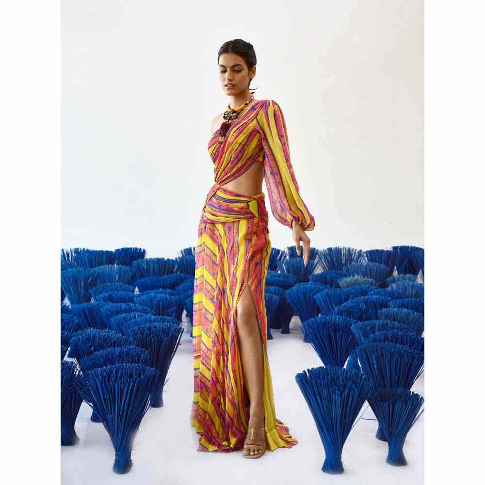 Baise Gaba La Printed Maxi Dress in Yellow Color - Image 3
