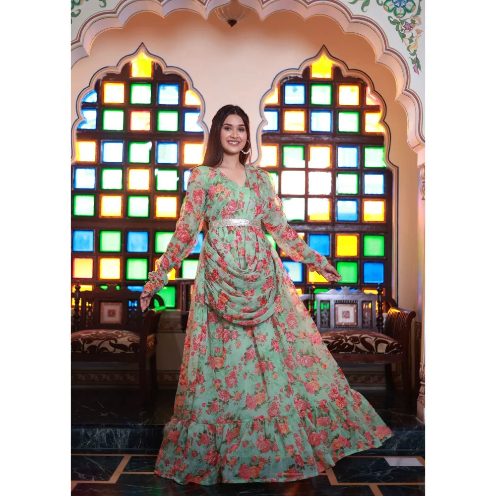 Bannhi by Priyanka Rathore Hima Chiffon Floor Length Dress (Set of 2) - Image 2
