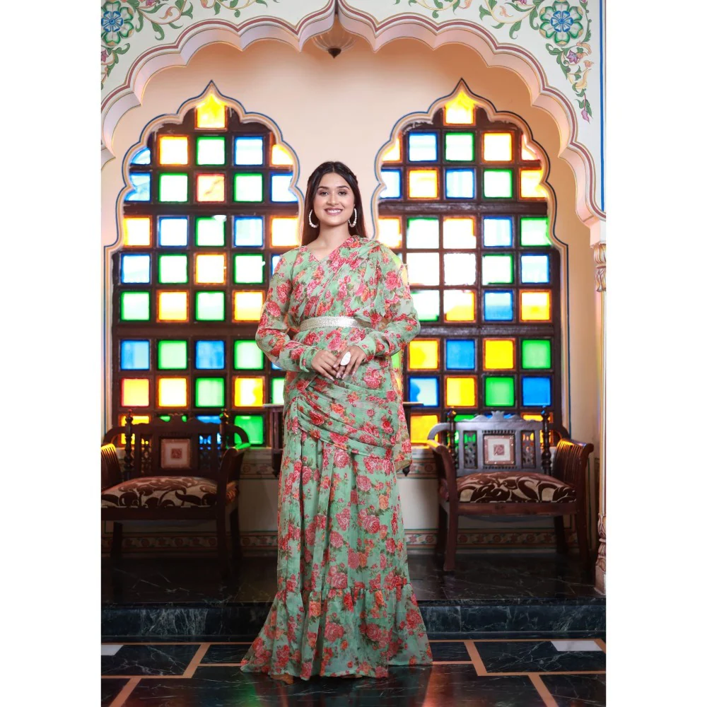 Bannhi by Priyanka Rathore Hima Chiffon Floor Length Dress (Set of 2) - Image 4