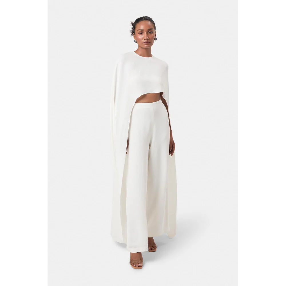BEYOND Alaia Tailored Pant - White - Image 2