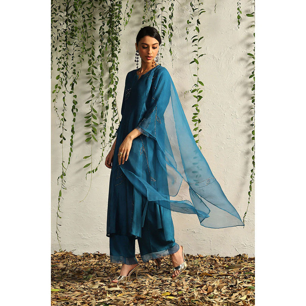 Charkhee Teal Side Gathered Kurta with Pants and Dupatta (Set of 3) - Image 4