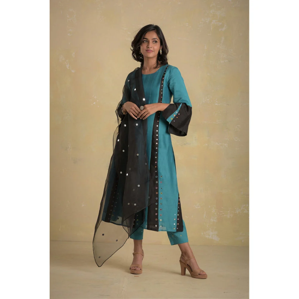 Charkhee Turquoise Panelled Kurta With Pant & Dupatta - (Set of 3) - Image 5