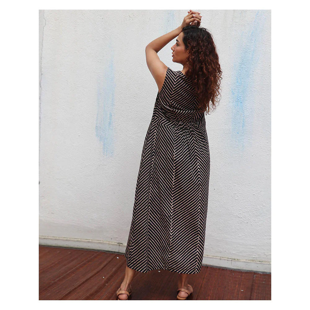 Chidiyaa Daydreaming In Monochrome Caramel Fondue Printed Cotton Dress - Image 2
