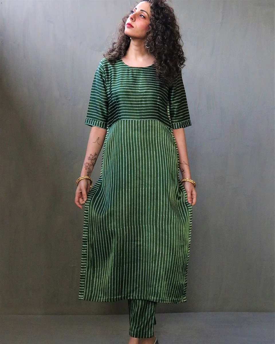 Chidiyaa Green Mashru Silk Kurta