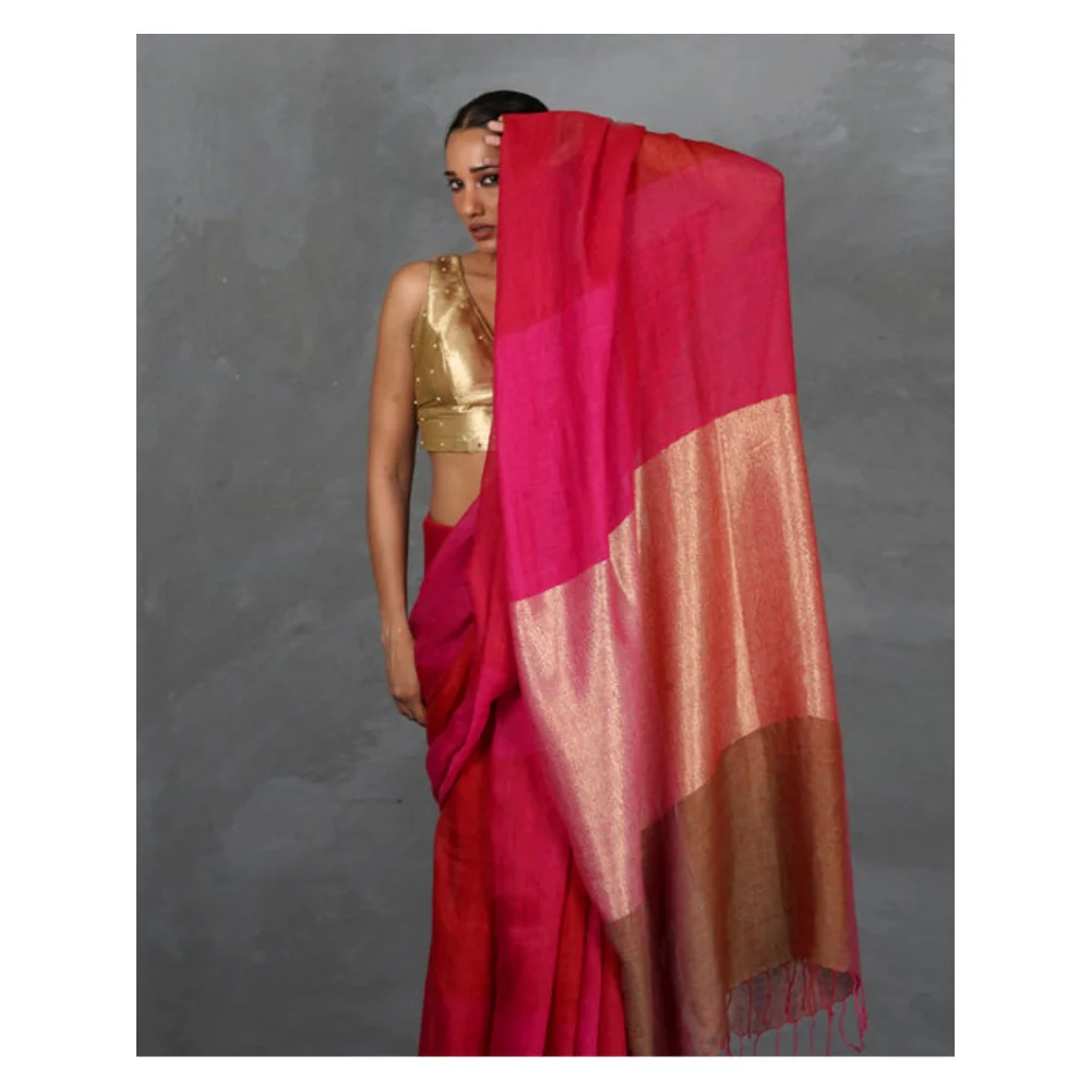 Chidiyaa Inner Glow Handwoven Linen Saree with Unstitched Blouse - Image 4