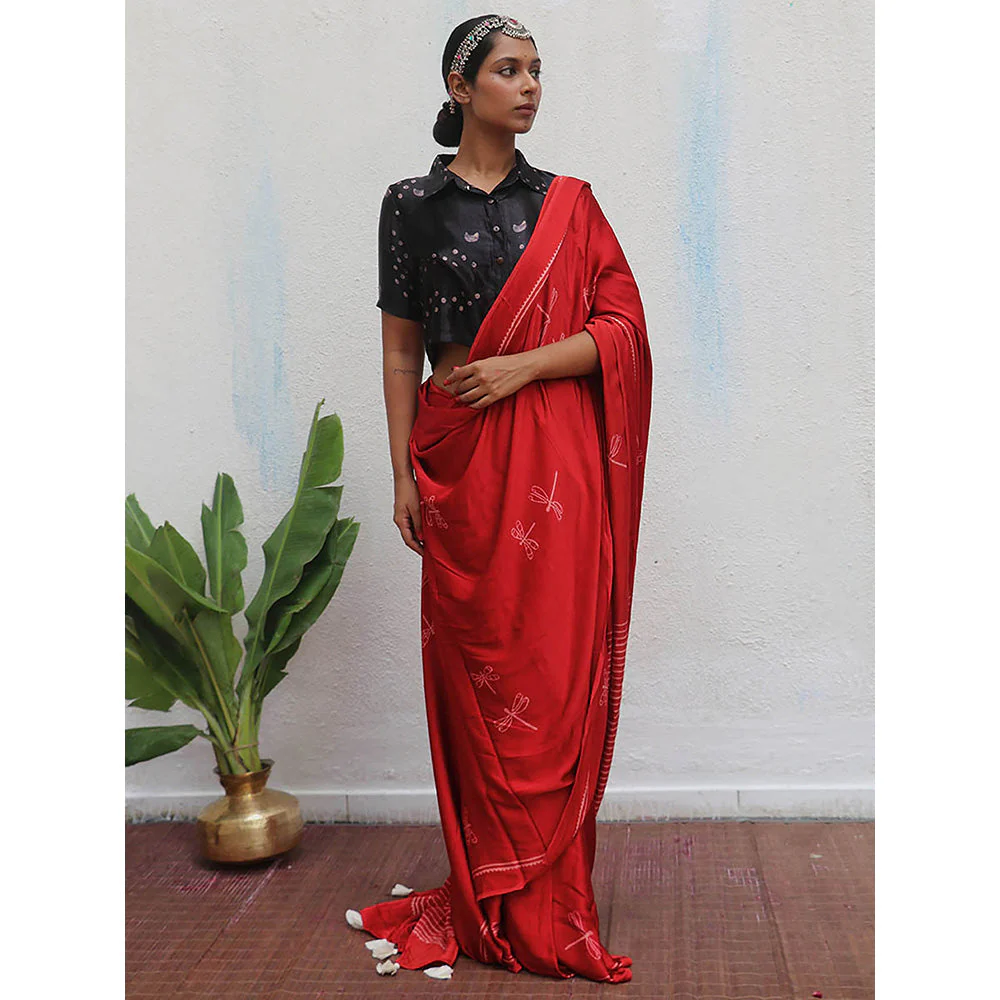 Chidiyaa Red Jaiswal Dhara Block Printed Modal Silk Saree without Blouse - Image 4