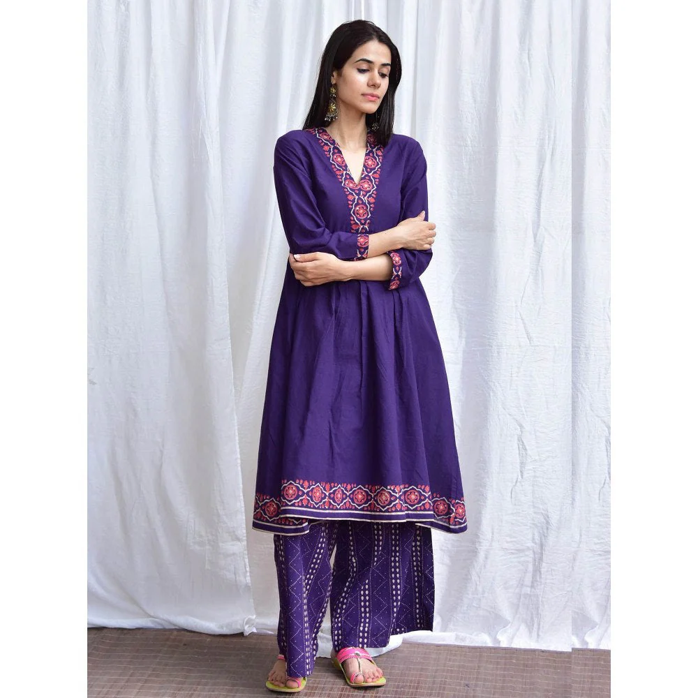 Chidiyaa Smell of Rain Neelam Hand Block Printed Cotton Kurta (Set of 2) - Image 3