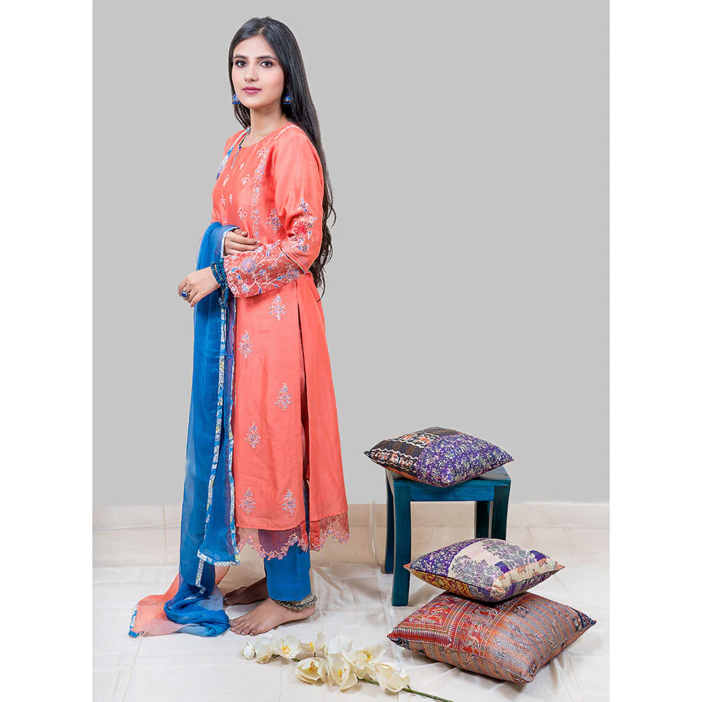 Finethreads by Hina & Nikhat Womens Embroidered Orange Kurta with Pant and Dupatta - Image 3
