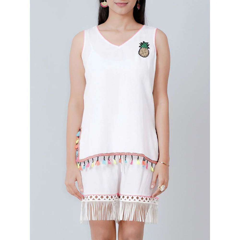 First Resort by Ramola Bachchan White Summer Top with Shorts (Set of 2) - Image 5