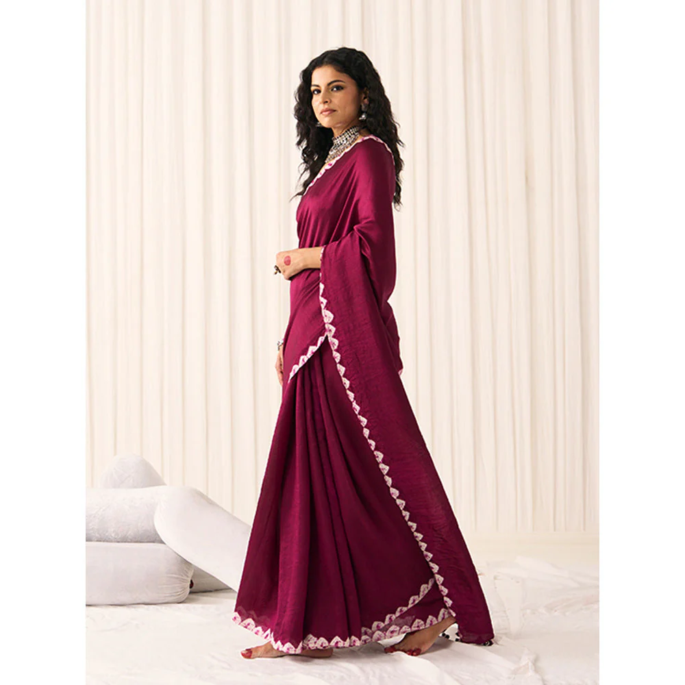 Five Point Five Women's Poonam Wine Tie & Dye Saree with Unstitched Blouse - Image 3