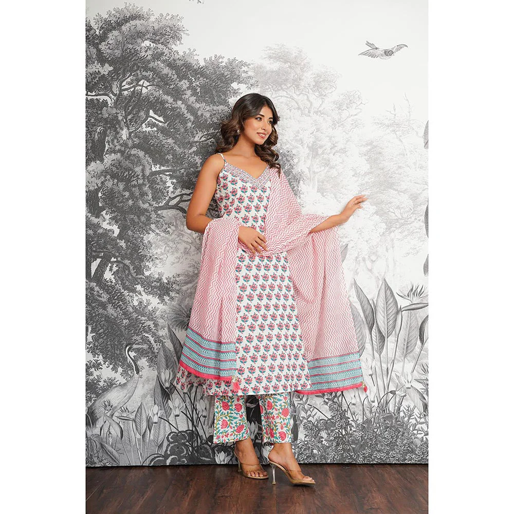 GANGA GRACE White Floral Printed Cotton Kurta with Pant and Dupatta - Image 2