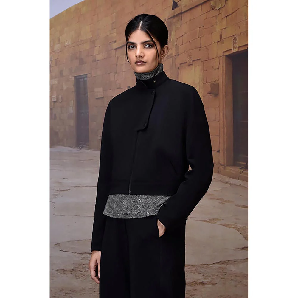 Genes Lecoanet Hemant Black Lycra Solid/Plain Cropped Jacket - Image 4