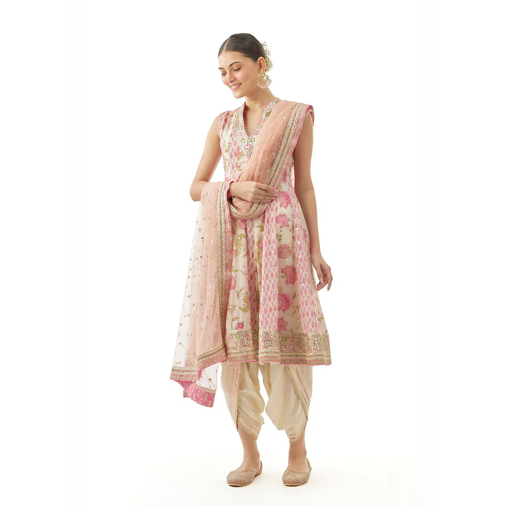 Gopi Vaid Ivory Sneha Advani In Smriti Ag Kurta with Dhoti and Dupatta - Image 5