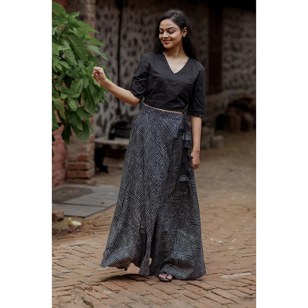 Gulaal Black Bandhani Cotton Skirt - Image 8