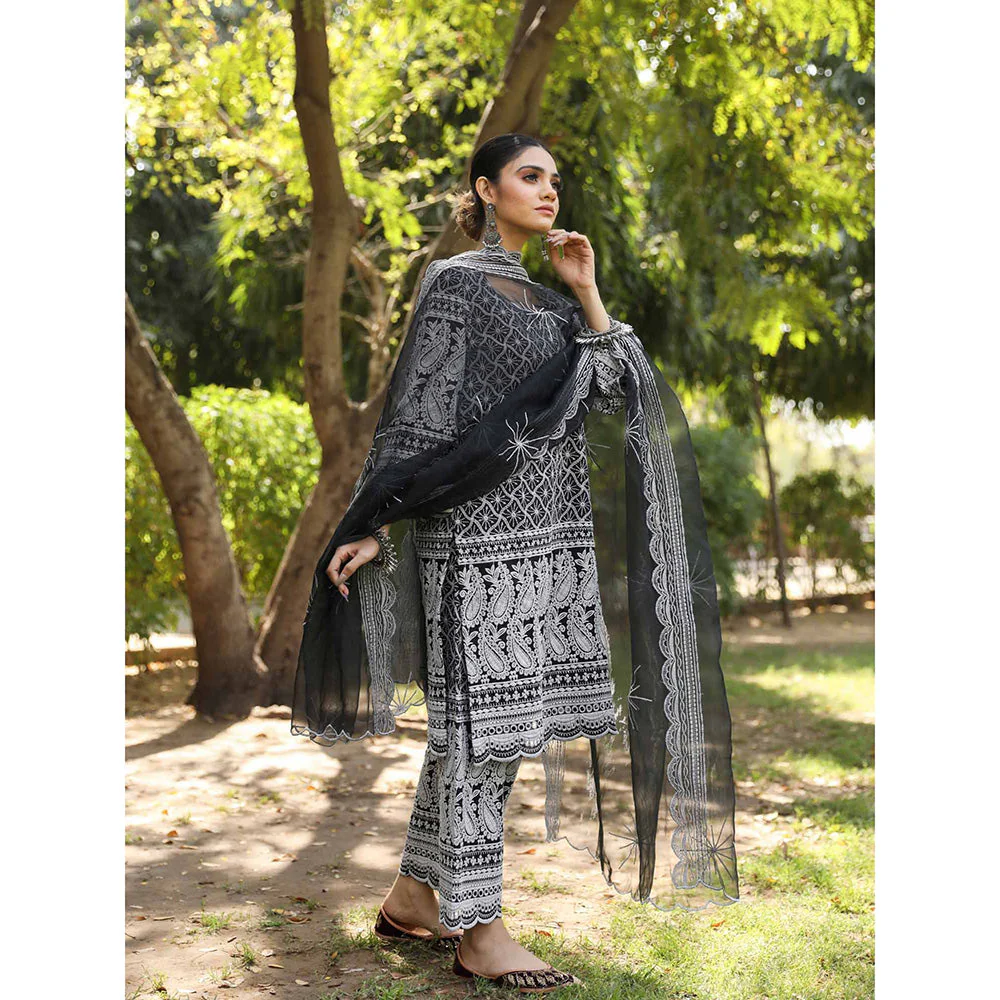 Gulabo Jaipur Black Cotton Kurta With Pant & Organza Dupatta (Set of 3) - Image 2