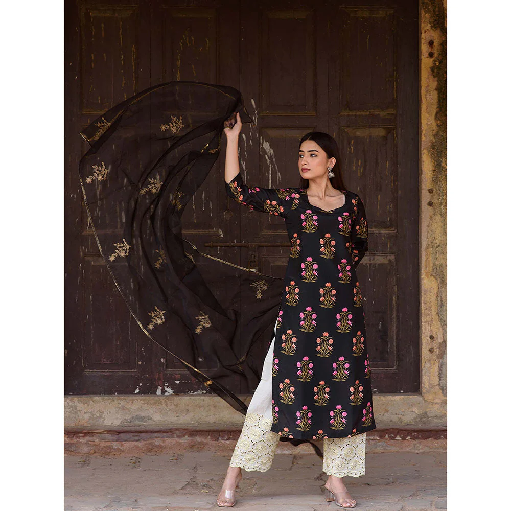 Gulabo Jaipur Black Mehnaaz Kurta With Pant And Dupatta (Set Of 3) - Image 3