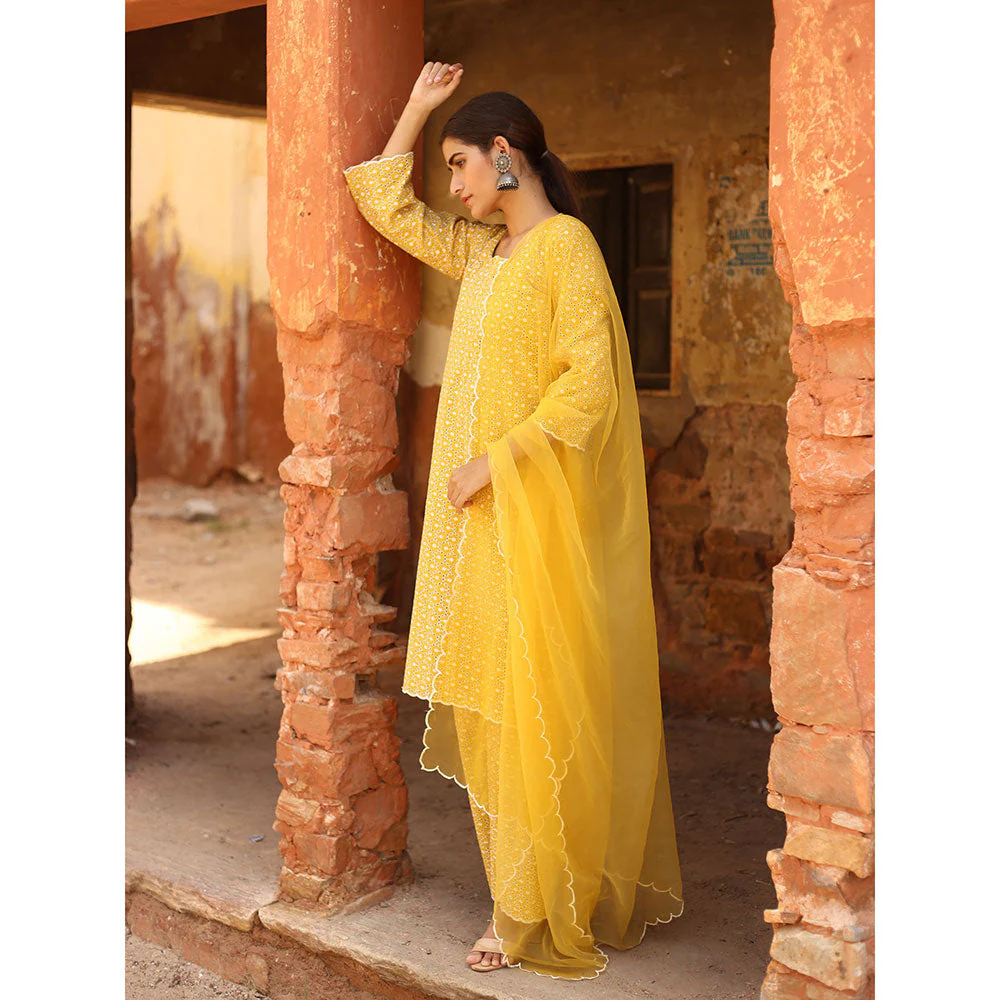 Gulabo Jaipur Yellow Chikan Kurta, Inner With Pant & Organza Dupatta (Set of 4) - Image 4