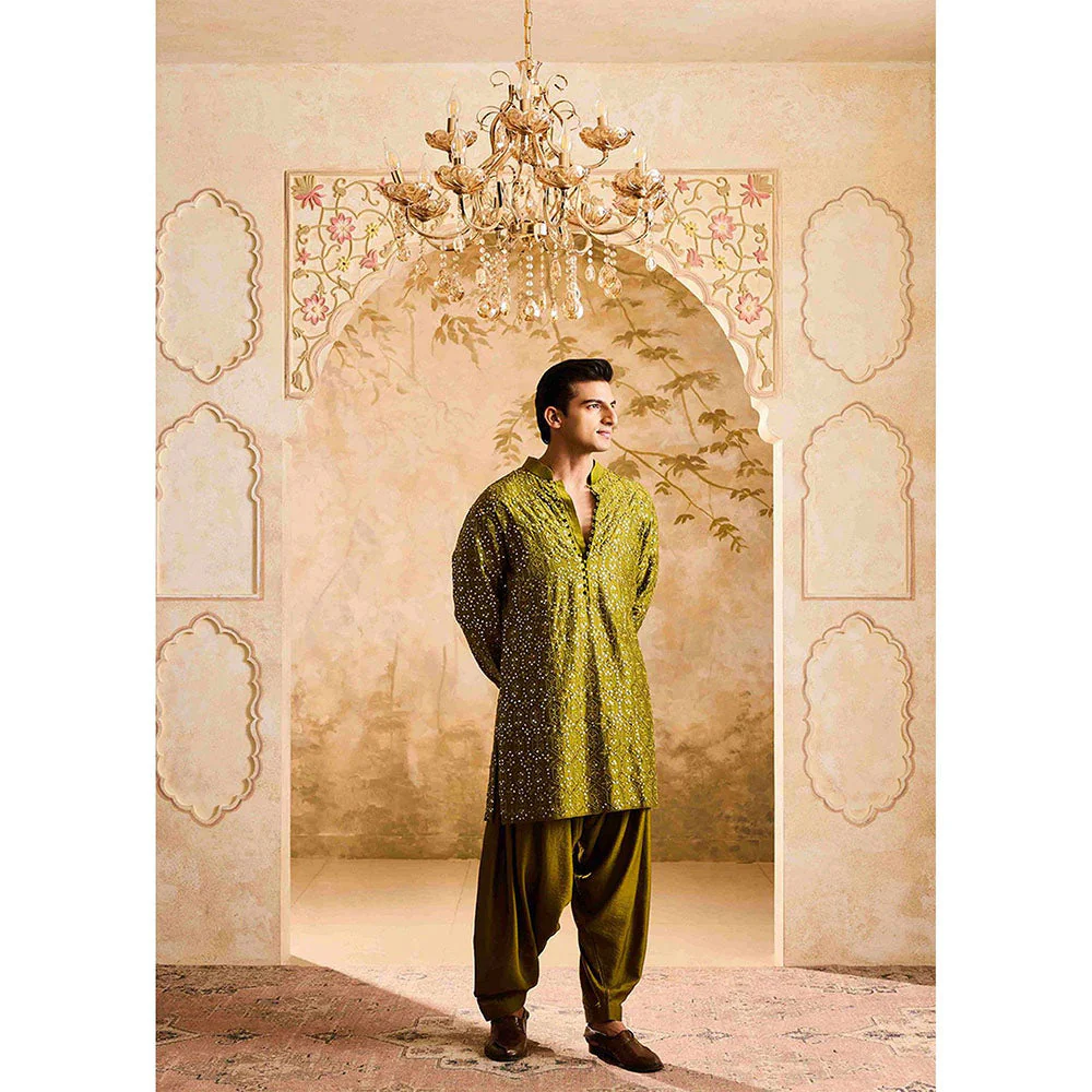 HISTORI Chanderi Men Green Embroidered Kurta with Salwar - Image 3