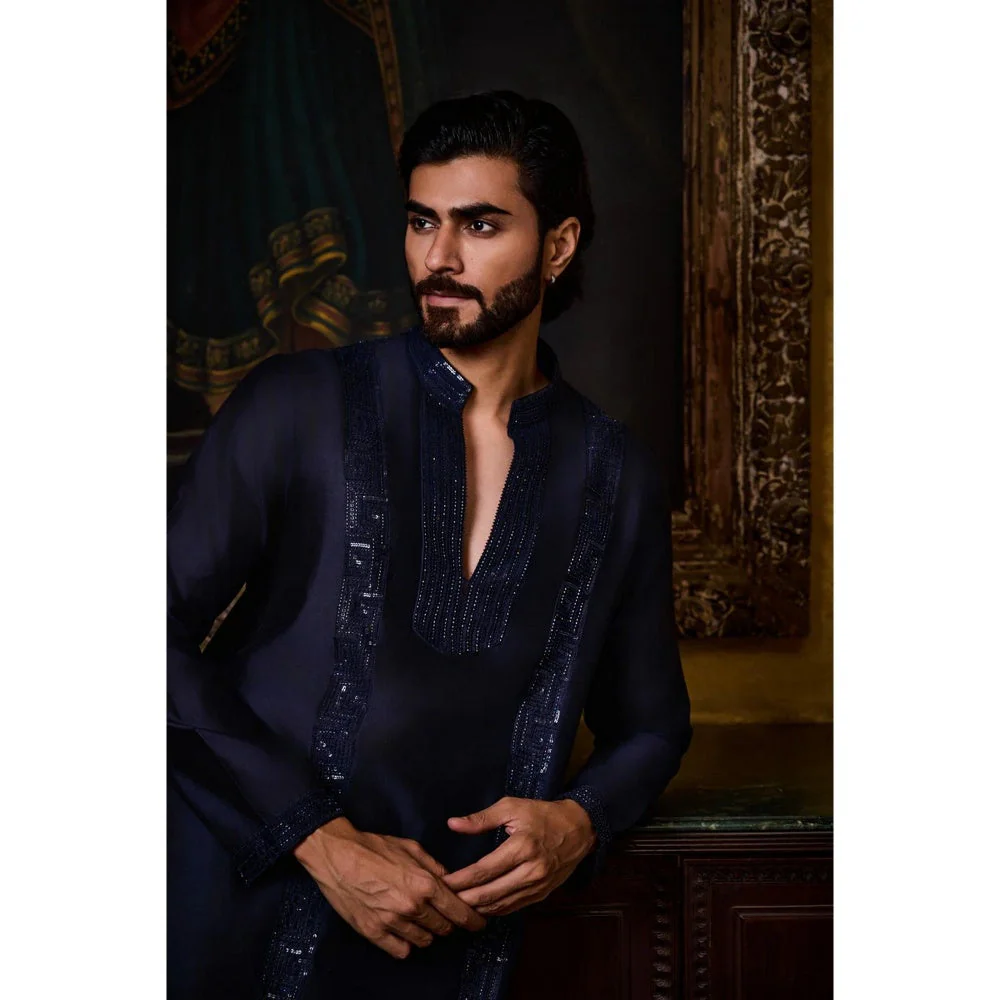 HISTORI Chanderi Men Navy Blue Embroidered Kurta with Churidar - Image 4