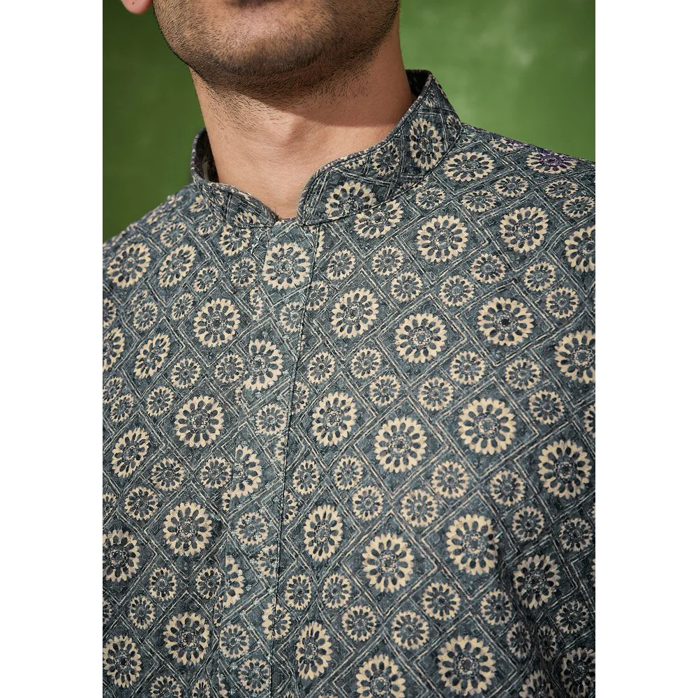 House of Chikankari Aswad Cotton Straight Men Kurta - Image 5