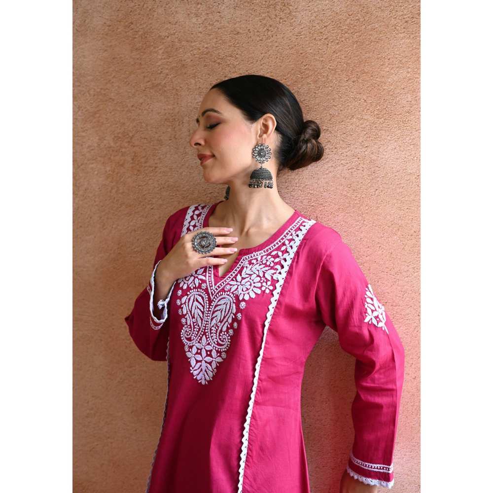 House of Chikankari Azmi Chikankari Cotton Straight Short Kurta - Pink (Set of 2) - Image 2