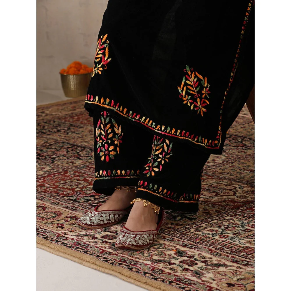 House of Chikankari Black Velvet Chikankari Embroidered Kurta with Palazzo (Set of 2) - Image 6