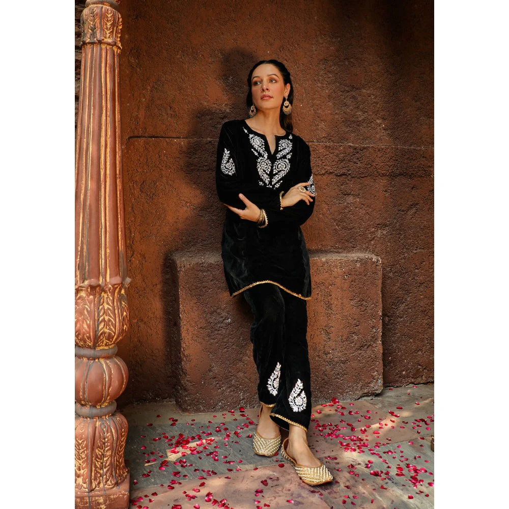 House of Chikankari Rumi Chikankari Velvet Black A-Line Short Kurta with Pant (Set of 2) - Image 3