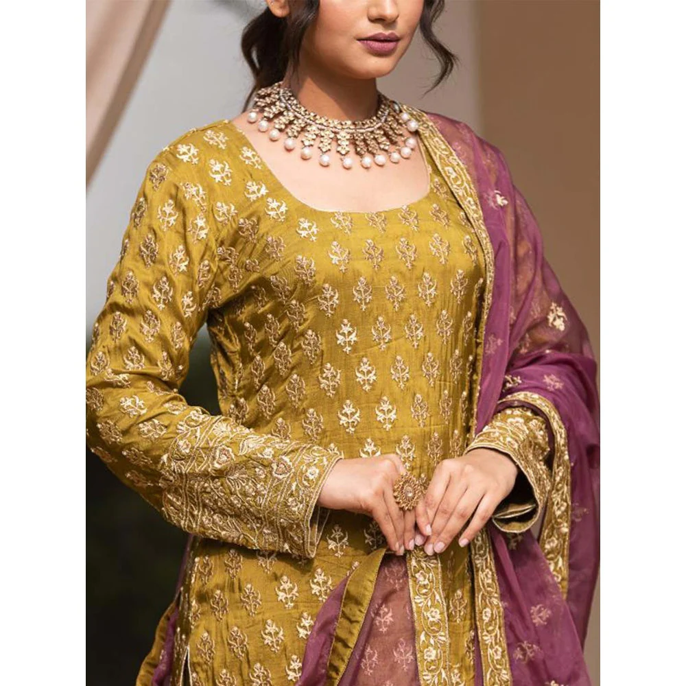 House Of Muher Nashira Olive Suit Set (Set of 3) - Image 3