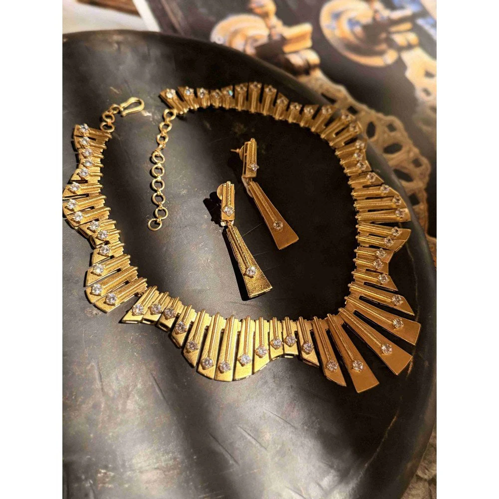 ILLUMINATE JEWELLERY Zora Necklace with Earrings - Image 2