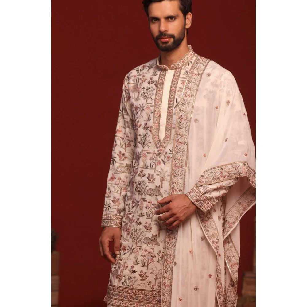 KALPRAAG Chinmay Ivory Kurta with Patiala Pant and Dupatta - Image 6