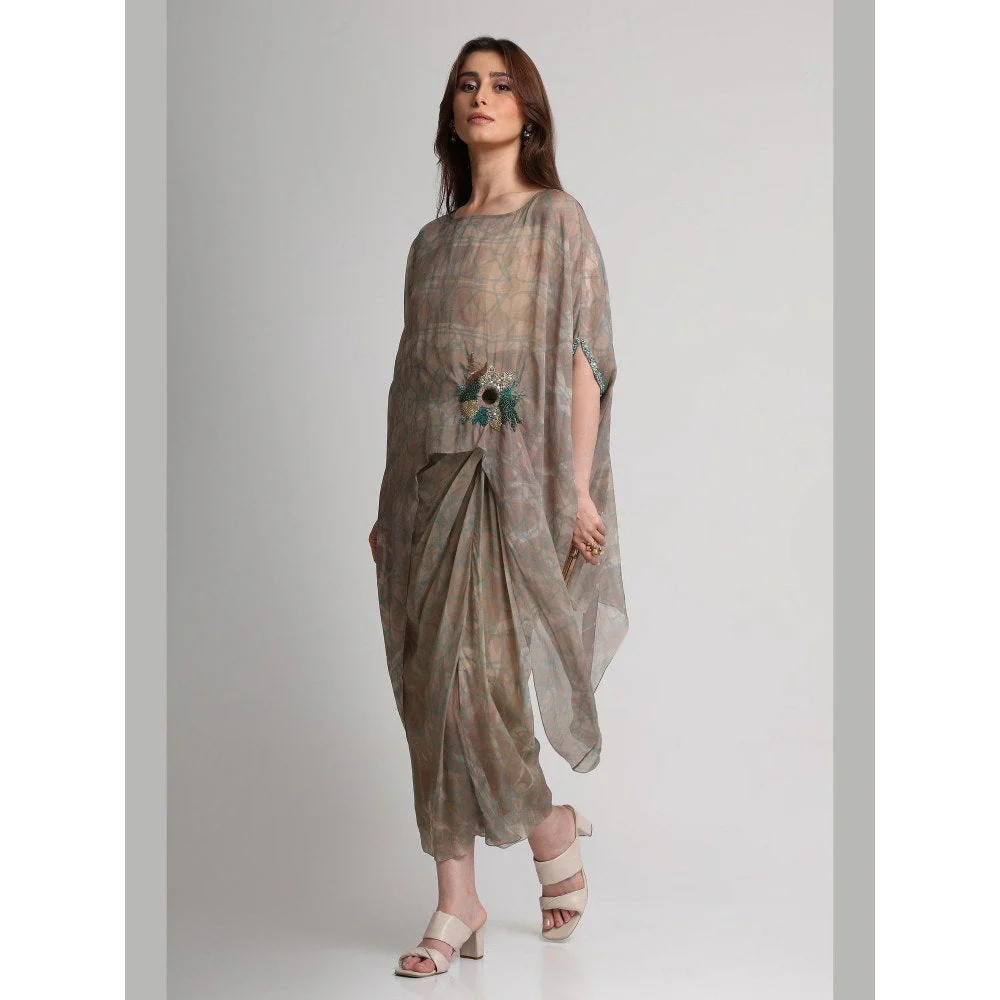 KOSWI Women Beige Viscose Embellished Kaftan with Skirt - Image 3