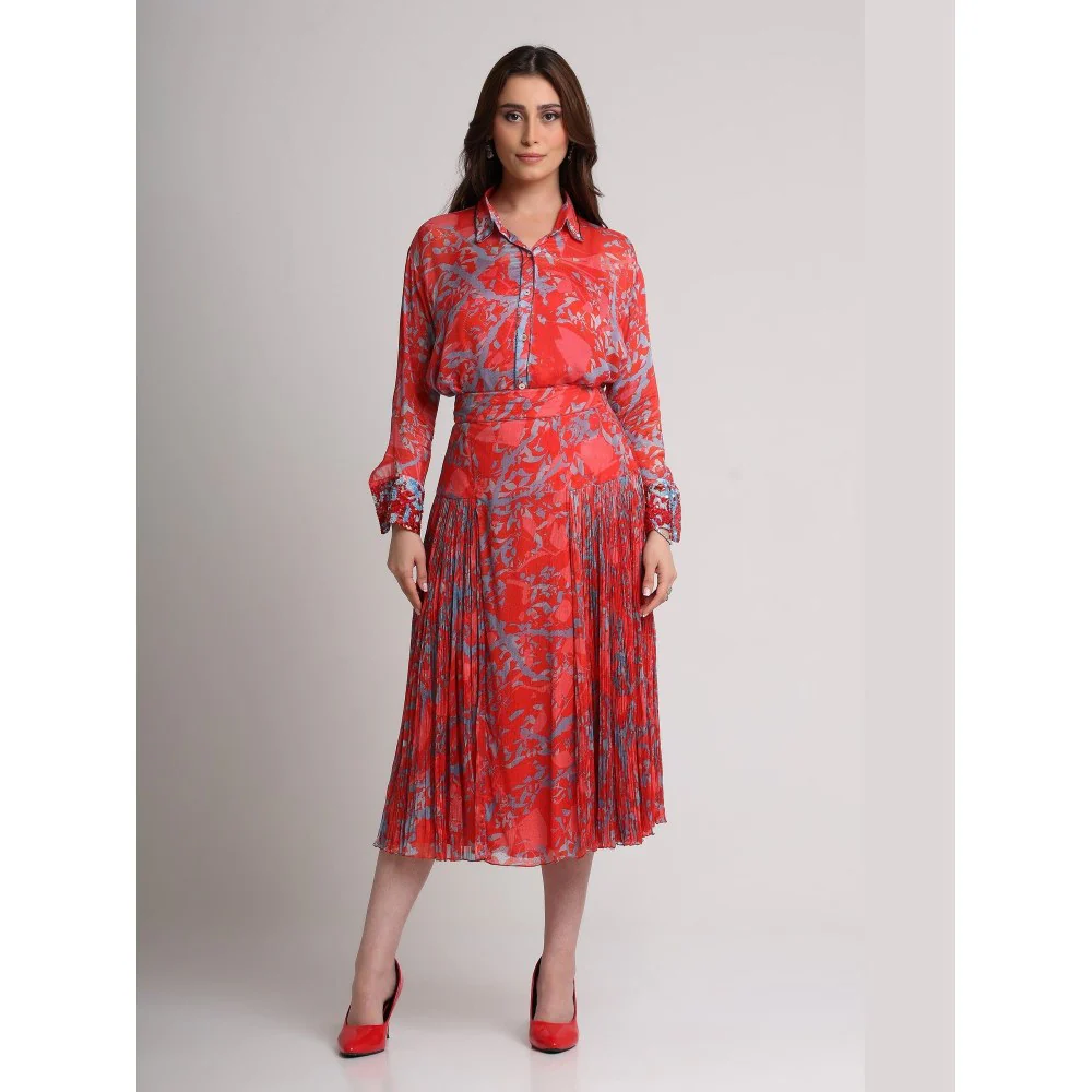 KOSWI Women Red Viscose Abstract Printed Shirt with Skirt - Image 2