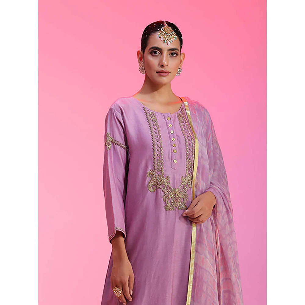 Kudi Pataka Designs Lajjo/Li Kurta with Churidar and Dupatta - Image 5