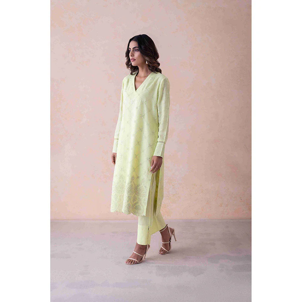 LABEL NAARITI Sahara Embroidered Green Kurta with Pant - Image 3