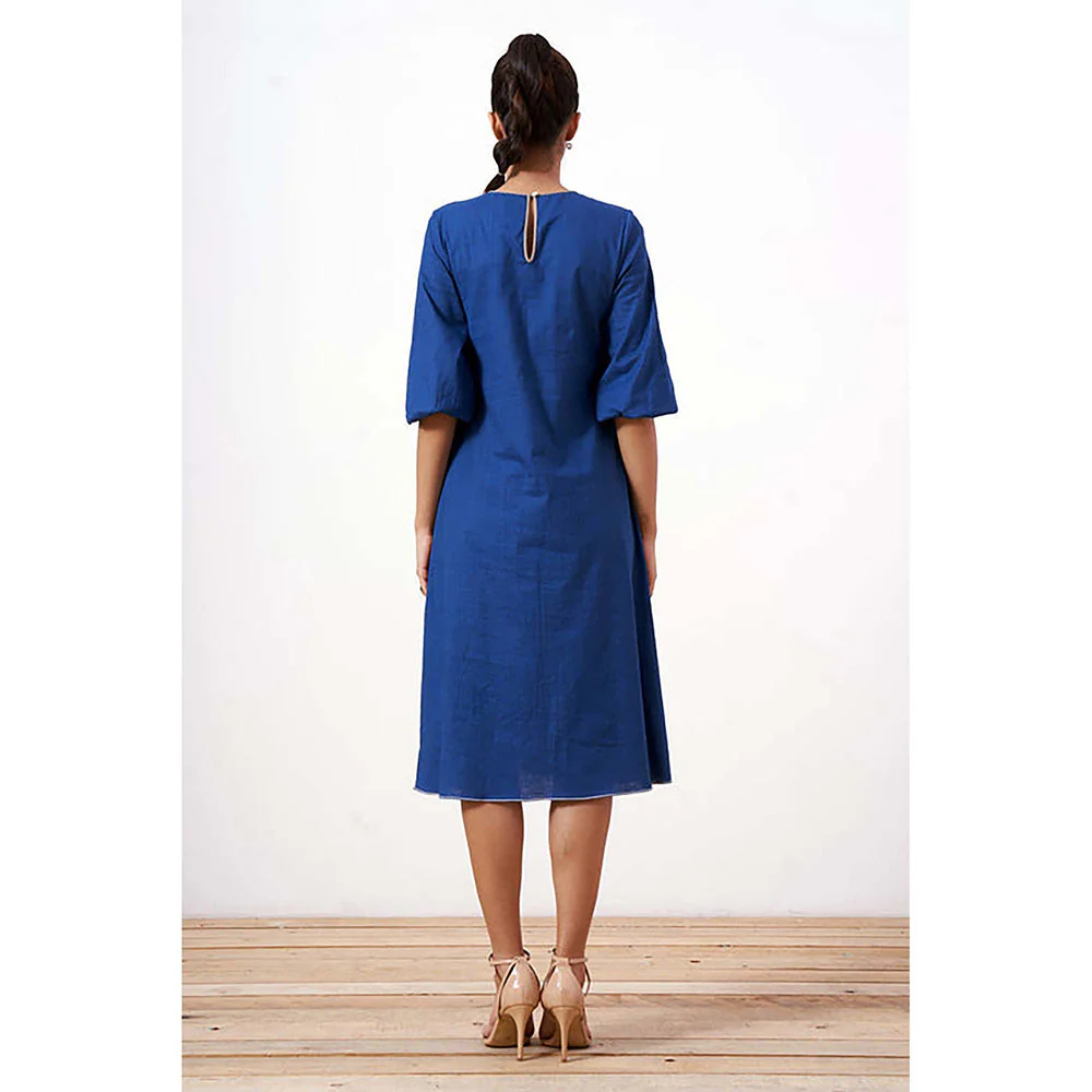 MADDER MUCH Blue Cotton Round Neck Solid/Plain Midi Dress - Image 3