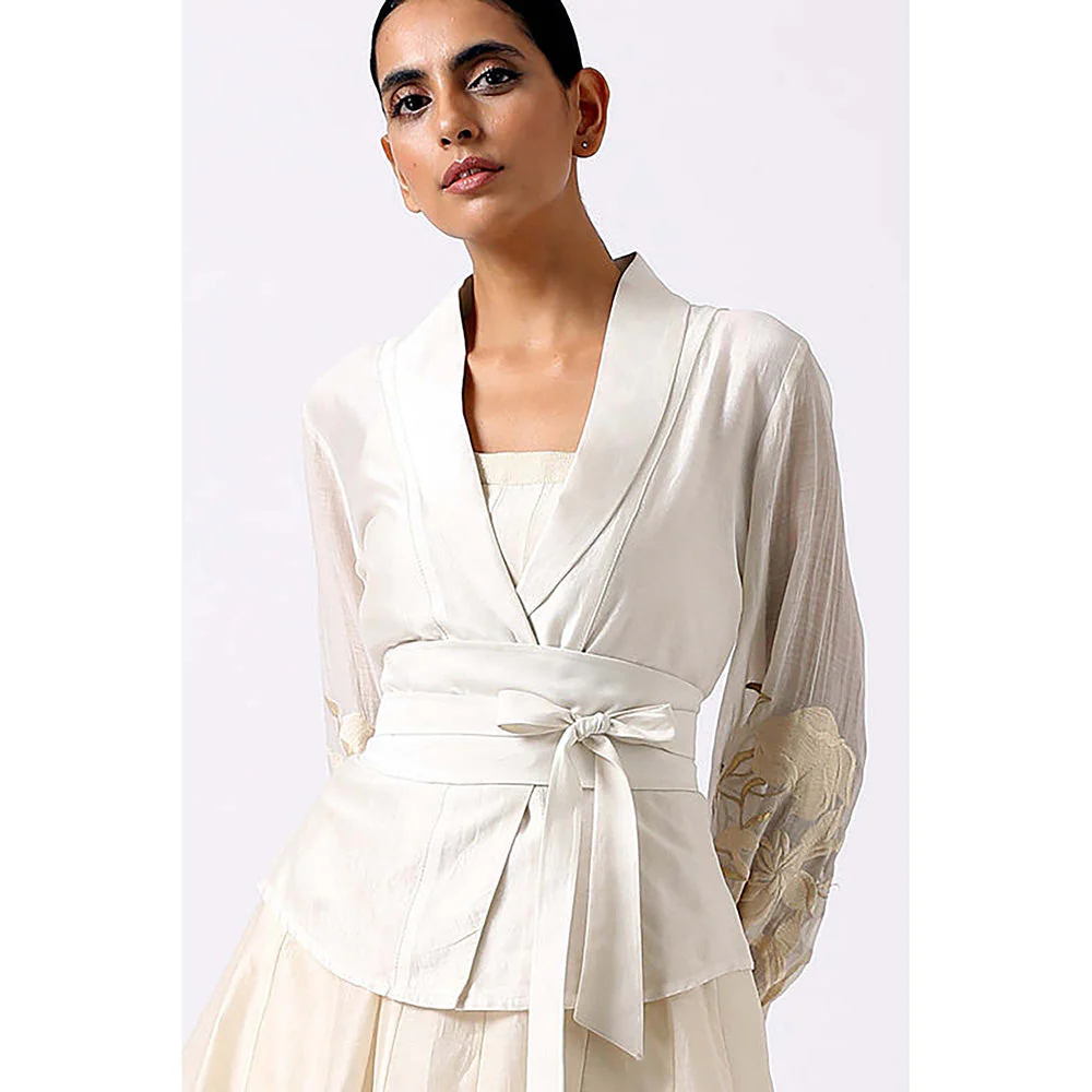 MADDER MUCH White Chanderi V-Neck Solid Fitted Midi Dress - Image 4