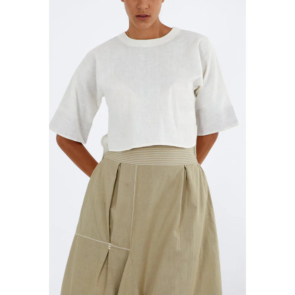 MADDER MUCH White Cotton Solid Plain Crop Top - Image 2