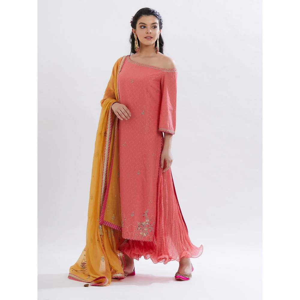 MANDIRA WIRK Coral Embroidered Kurta Set Of 2 - Image 4
