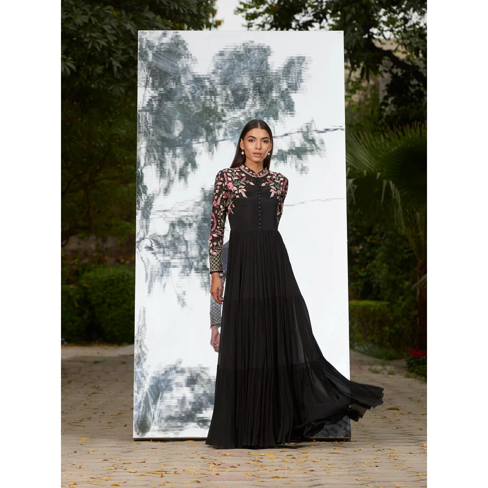 Mandira Wirk Embroidered Tier Dress - Image 3