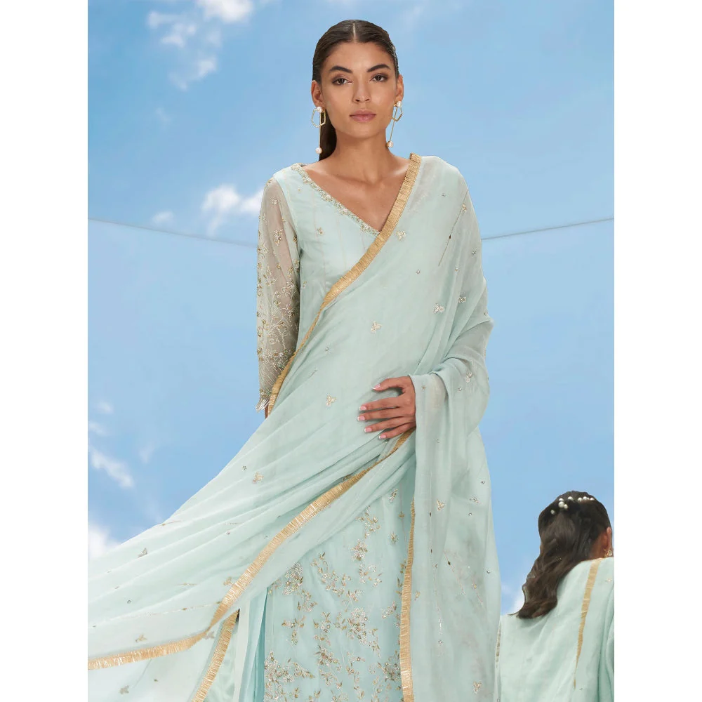 Mandira Wirk Green Metallic Garden Embroidered Tulle Kurta With Pant & Dupatta (Set of 3) - Image 3