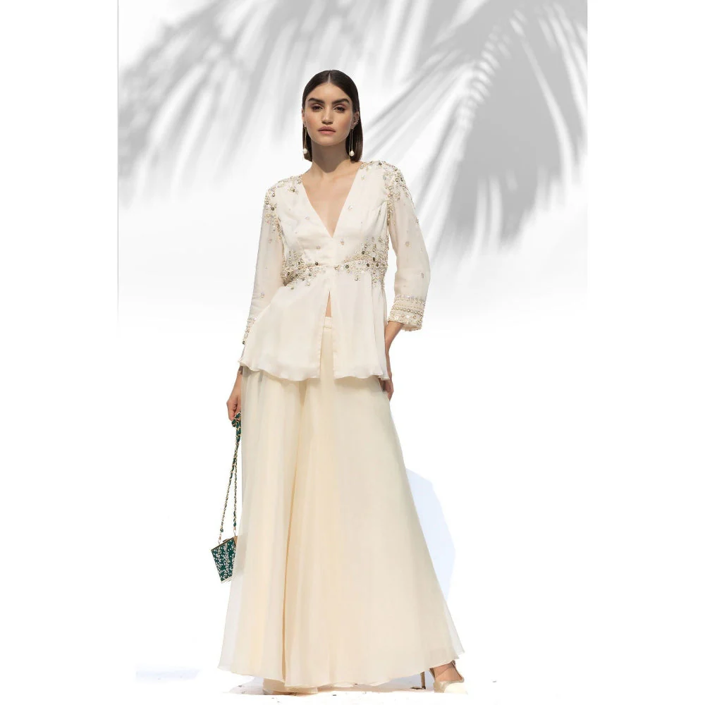 MANDIRA WIRK Ivory Tunic With Skirt And Dupatta (Set Of 3) - Image 6