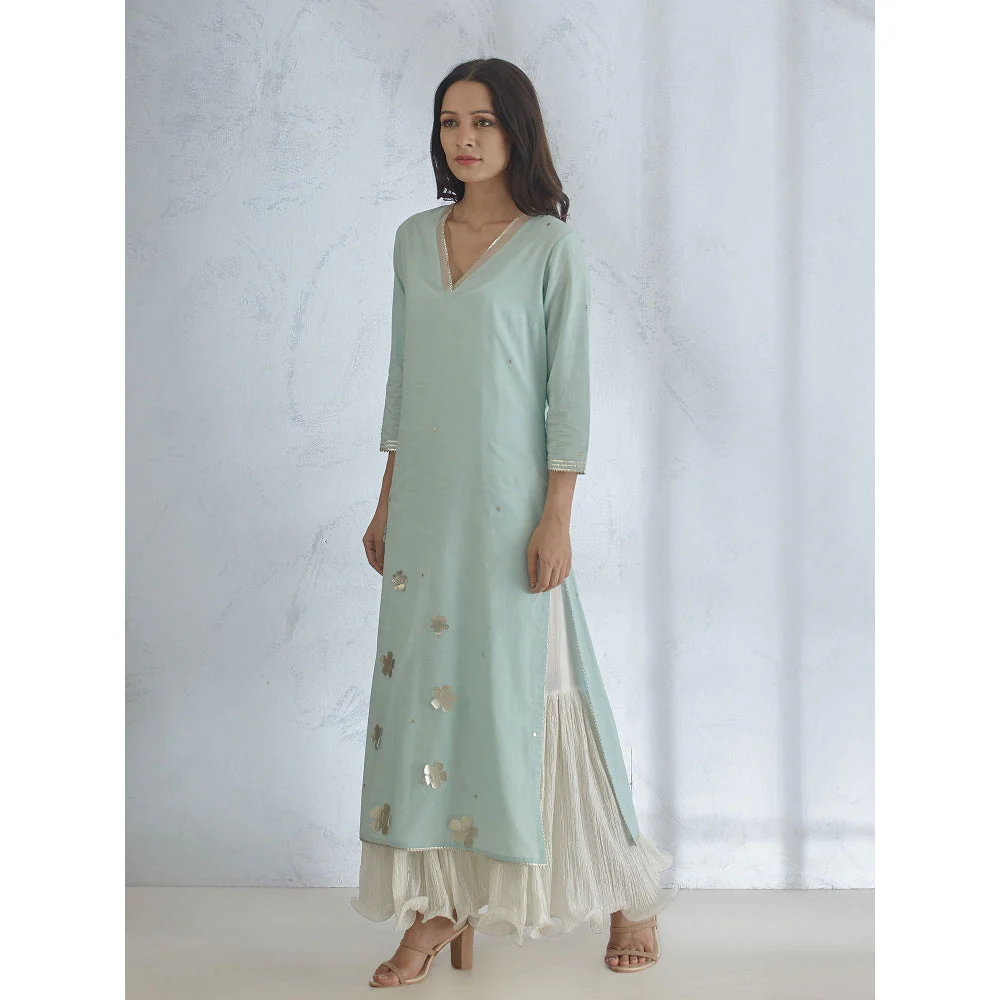 Mandira Wirk Silver Gota Cutwork Kurta With Hand & Crinkled Inner Dress & Dupatta (Set of 3) - Image 3